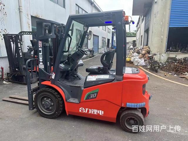 仓储锂电池电动叉车2吨3吨个人九成新二手叉车出售的图片