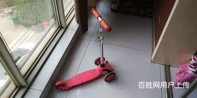 9成新小童手扶滑板车低价转 - 图片
