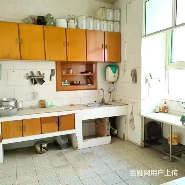 沿河边缘家属楼，3房2卫附带一门面仅售45万元 - 图片 2