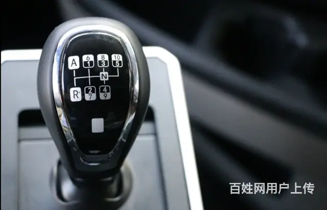 全新自动挡 重汽豪沃9米6 飞翼厢式货车 国6 - 图片 8