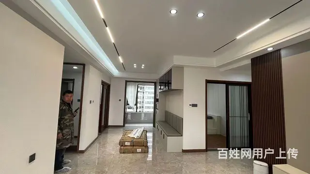 油漆工刮白刷墙漆，水电改造贴砖拆除清运轻质砖隔墙 - 图片 1