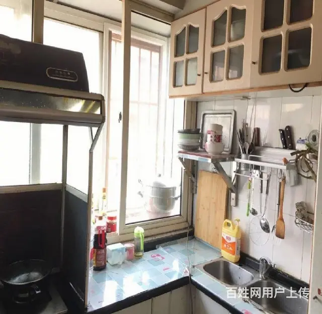 十三中西侧吾悦广场三站南侧通伸西巷二室二厅南北通透多层三楼 - 图片 3