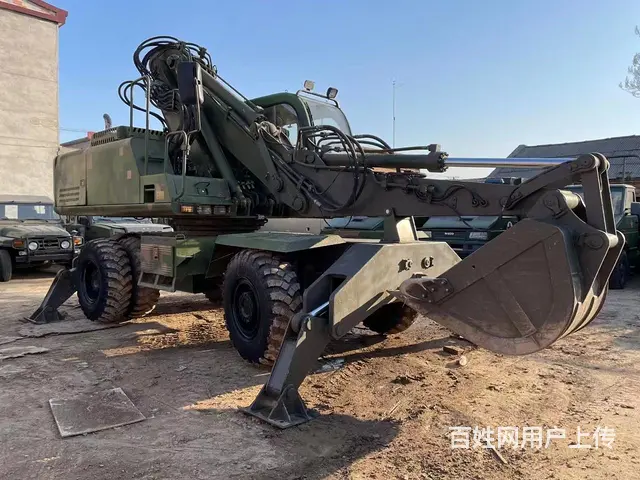 二手挖掘机轮式挖掘机 - 图片 1