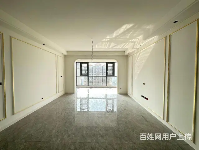 碧阳国际城E区 顶楼带平台 产权清晰 有车位 带地暖 带露台 - 图片 1