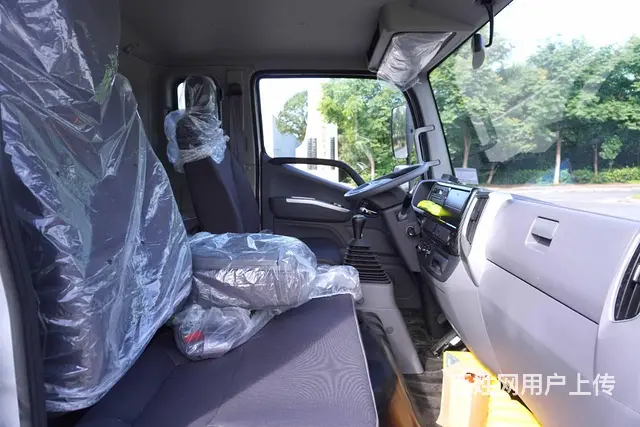 延安福田奥铃排半冷藏车 后排带卧铺适合拉海鲜老板 - 图片 3