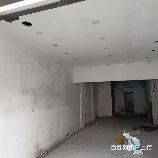 4954长江路尙博学校楼下临街商铺房东直租 - 图片 1