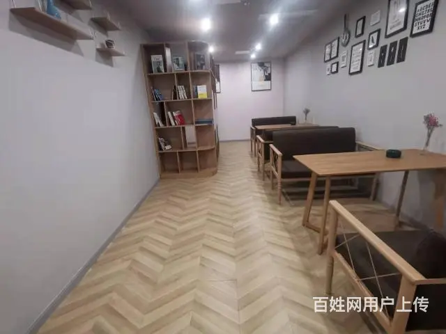 新浦蔷薇国际大门口临街门面转租或出租 - 图片 9