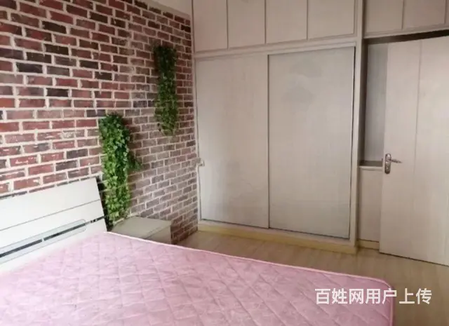 北大街龙溪家园3楼135平3室2室1卫，精装修，包物业电梯， - 图片 1