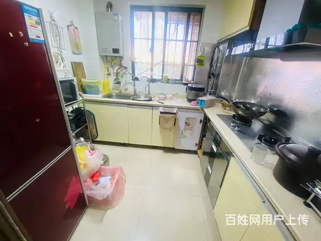 昆山千灯大唐花苑 精装修带30平米院子出租 - 图片 1