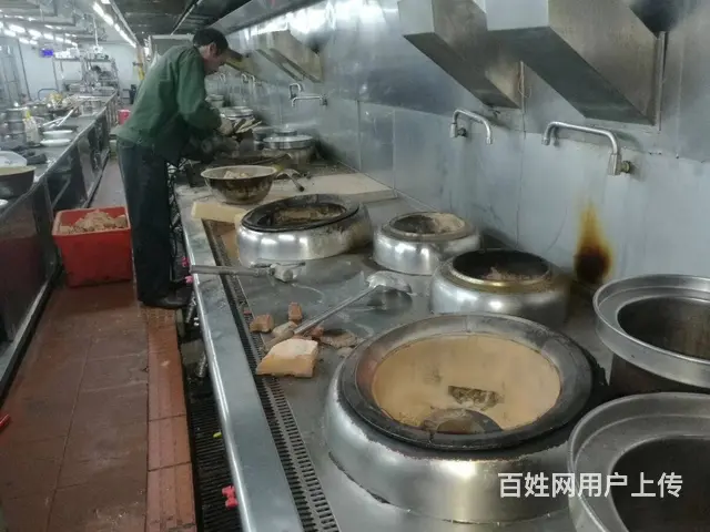 昆山千灯镇单位学校食堂油烟机清洗 排烟管道清洗安装 - 图片 1