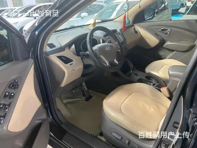 现代 现代ix35 2010款 2.4 手自一体 GLS 两 - 图片 4