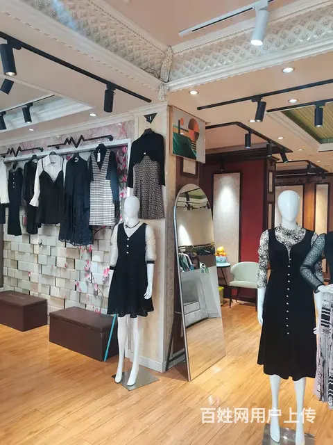 (精选好铺) 安州区汇星广场临街服装店转让 - 图片 5