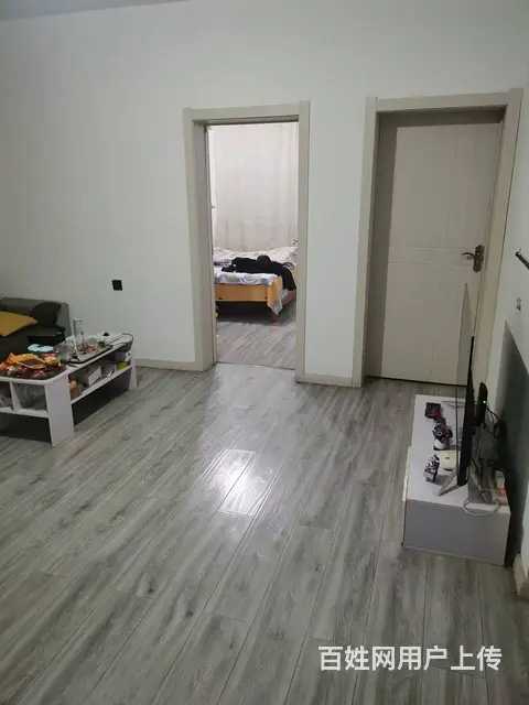 北岸新城 普通住宅 简单装修 - 图片 1