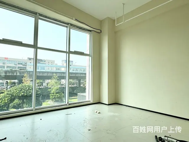 实拍 层高4.8米三面采光落地窗 拍摄 直播 服装展厅都适合 - 图片 8