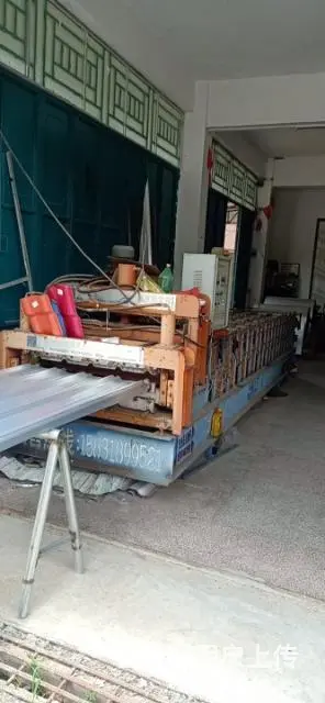 快速彩钢瓦压瓦机便宜卖了 - 图片 1