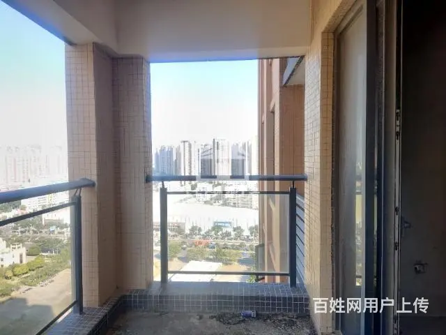 新推大型小区（东盟城）东南向 中层 4房2卫 - 图片 1
