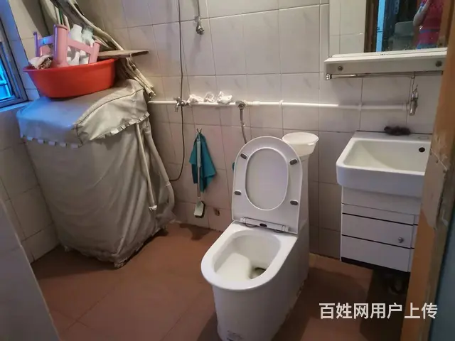 万科翡翠公园北侧西炮台东路二室二厅南北通透多层四楼出租 - 图片 5