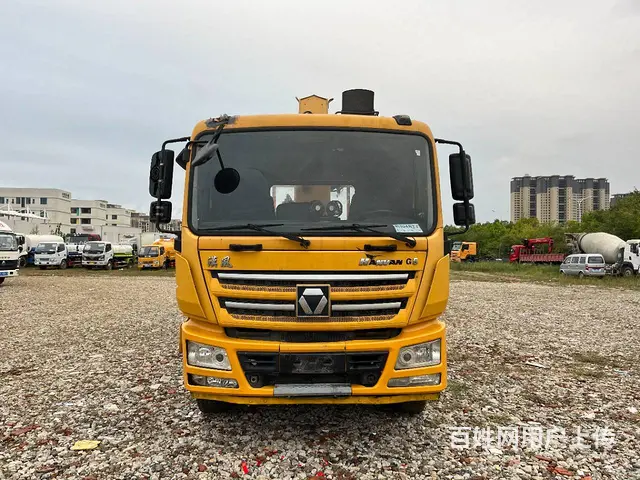 二手徐工国五随车吊 - 图片 1