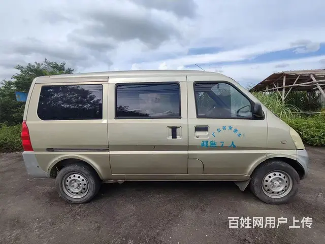 13年上牌五菱荣光面包车 - 图片 4