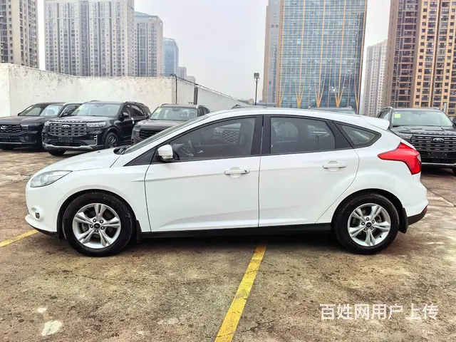 福特 福克斯 2012款 福克斯-两厢 1.6 双离合 风尚 - 图片 3