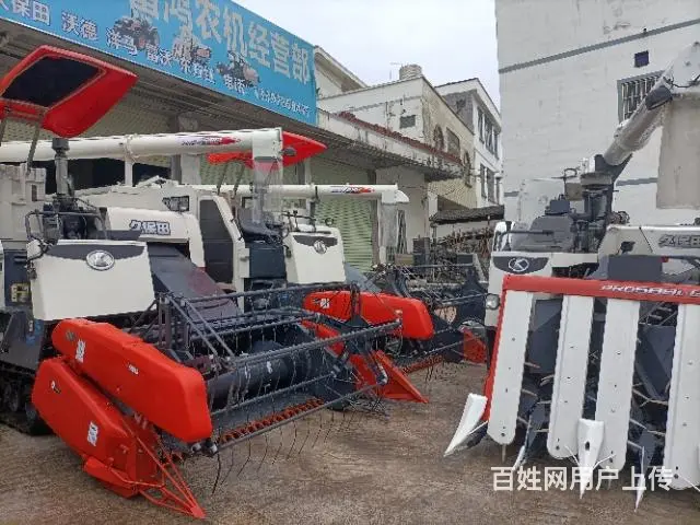 现货久保田东方红拖拉机收割机出售 - 图片 4