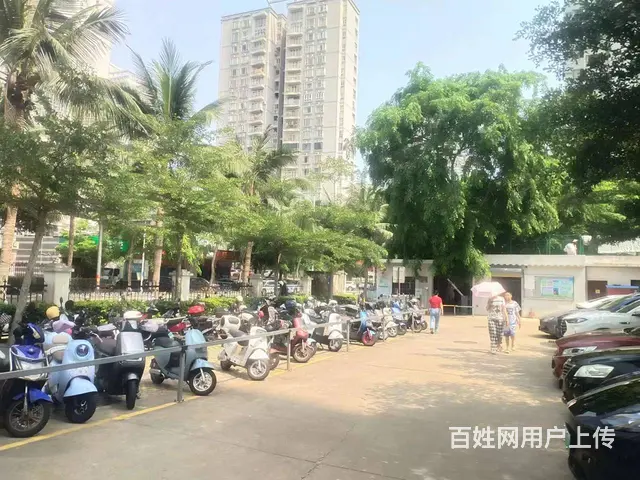 （51旺铺推荐）龙华区红棉西路94平双门面出租 - 图片 4