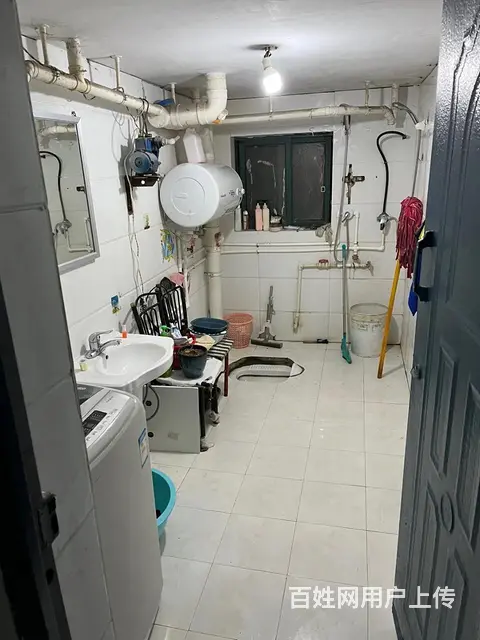 低价出租小单间，每天只需十元钱。 - 图片 3