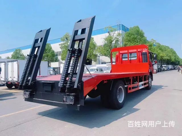 重汽豪沃G5X平板车国六 6米8重载型挖掘机拖板车 - 图片 6