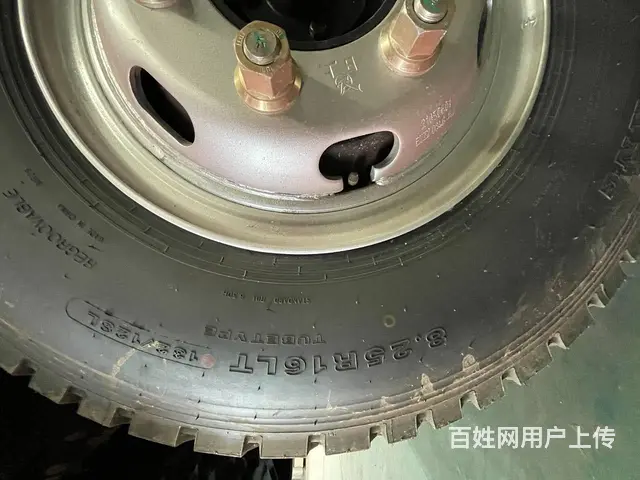 大运国六蓝牌平板运输车 4米2板长拖板车 厂家直销 - 图片 9