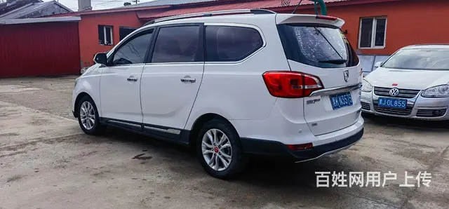 宝骏730 2016款 1.8 手动 舒适型7座 - 图片 2