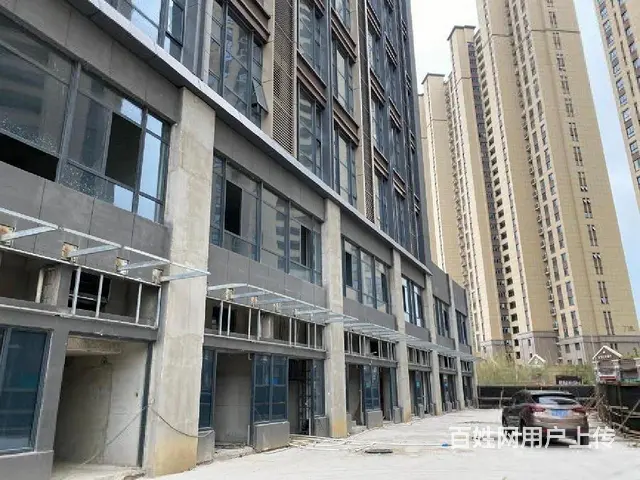 大型商业综合体旁 弘阳天下锦公寓底铺 朝南一拖二旺铺 - 图片 10