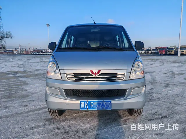 五菱 厢式货车 - 图片 1
