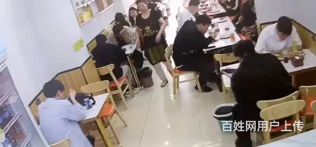 帝壹茂附近餐饮小吃店整体转让 - 图片 1