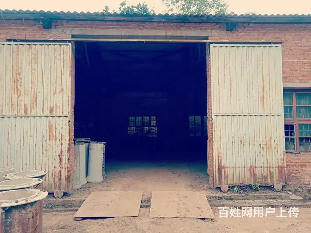 厂房出租 位置优越 停车方便 水电齐全 - 图片 1