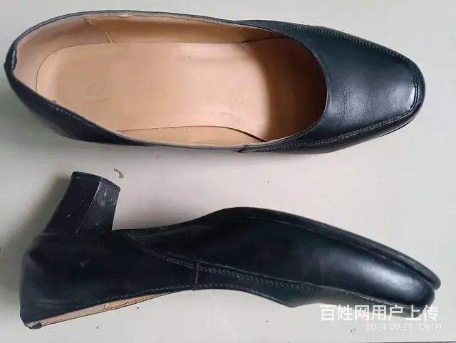 32.女士皮鞋，纯皮，9.9成新，39.5码。质量 - 图片 2
