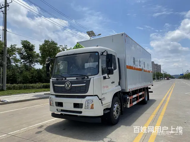 南充 国六东风天锦6.8米2类危险品厢式车 挂靠公司电话 - 图片 3