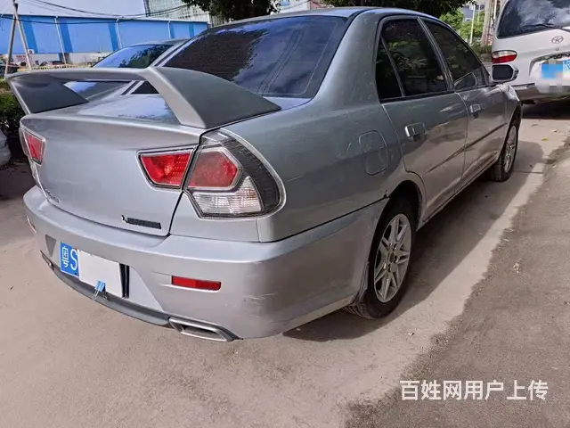 东南V3菱悦 2010款 1.5 无级 豪华版 - 图片 4
