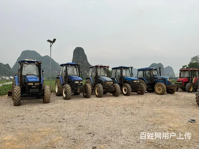 大量现货拖拉机 - 图片 1