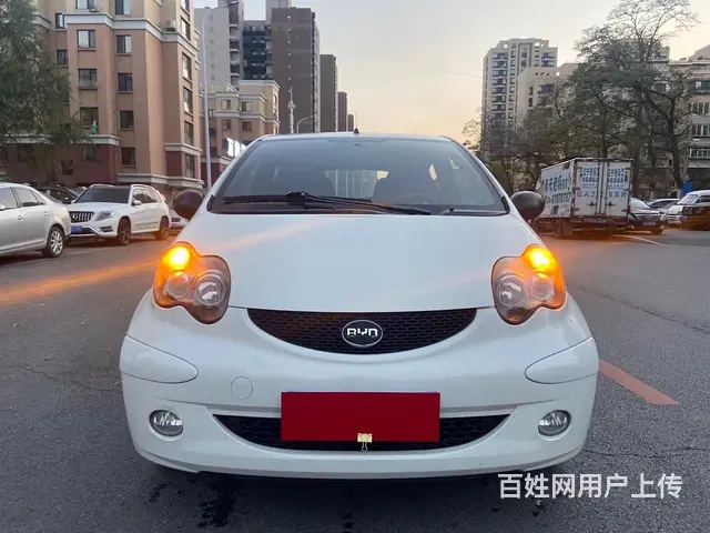 比亚迪F0 2012款 1.0 手动 铉酷型 - 图片 1