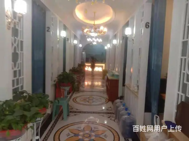 7592(七P）个人城东区八一西路92号921楼旺铺转让 - 图片 2
