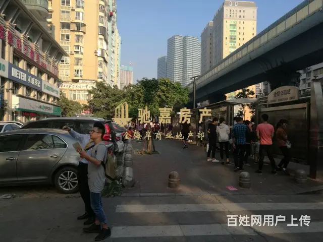 金榜社区沿街旺铺，可做餐饮，大门头形象佳 - 图片 3