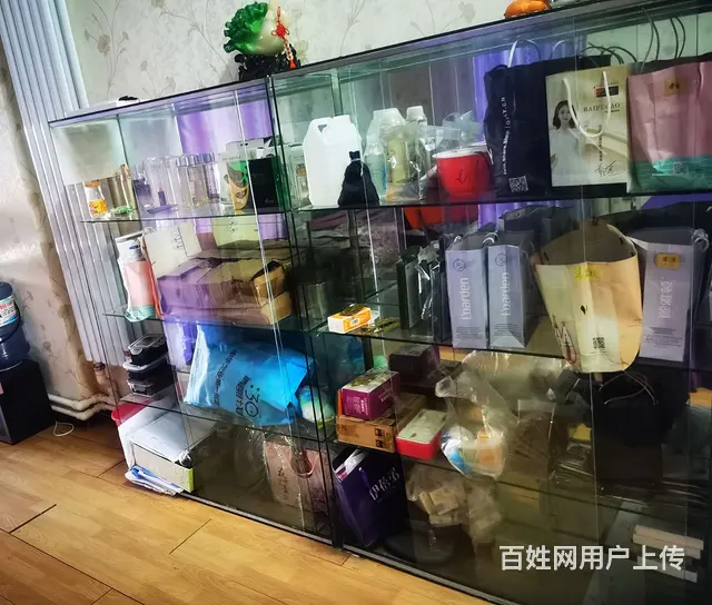长95宽30高1.4玻璃柜 - 图片
