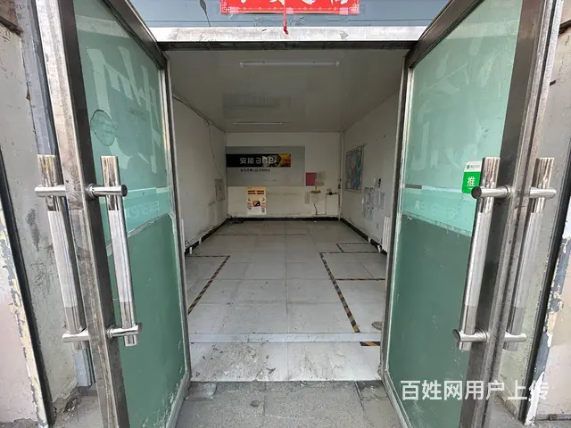 1073   学校旁临街空铺直租 房租底 行业不限 - 图片 4