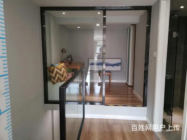 通燃气，通燃气城南核心 明湖之腹复式挑高公寓，可做两室 - 图片 2