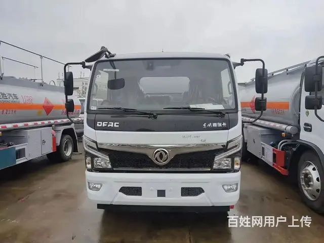楚胜厂家直销东风福瑞卡7吨油罐车 现车低价处理 - 图片 2