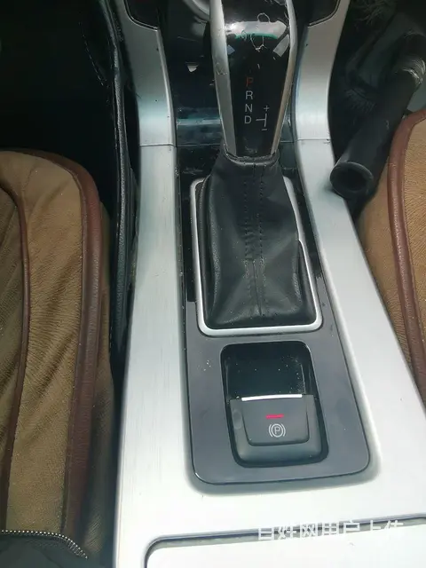 纳智捷5 Sedan 2014款 1.8T 手自一体 荣耀导 - 图片 8
