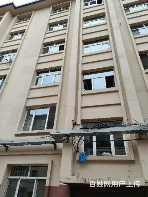 房屋吉卖 是顶楼 光明街小区 普通住宅 简单装修 - 图片 1