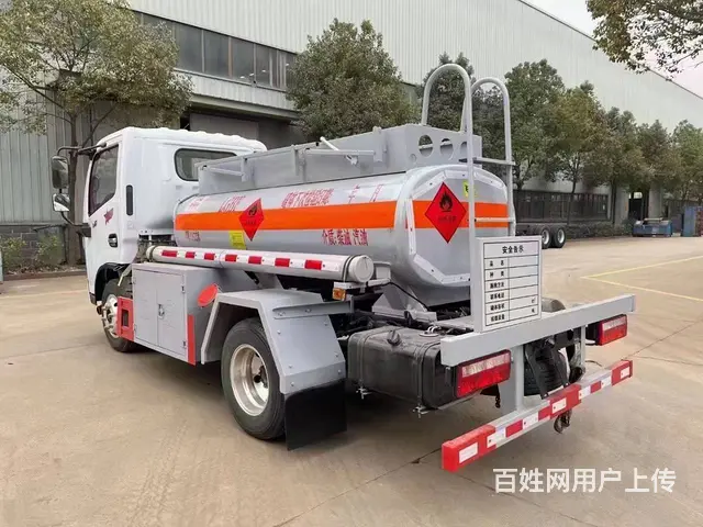 2.6方蓝牌油罐车 C证可开 可市区通行 - 图片 2