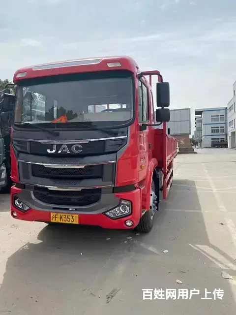 2023年9月份上牌国六6米8平板货车，准新车出售 - 图片 2