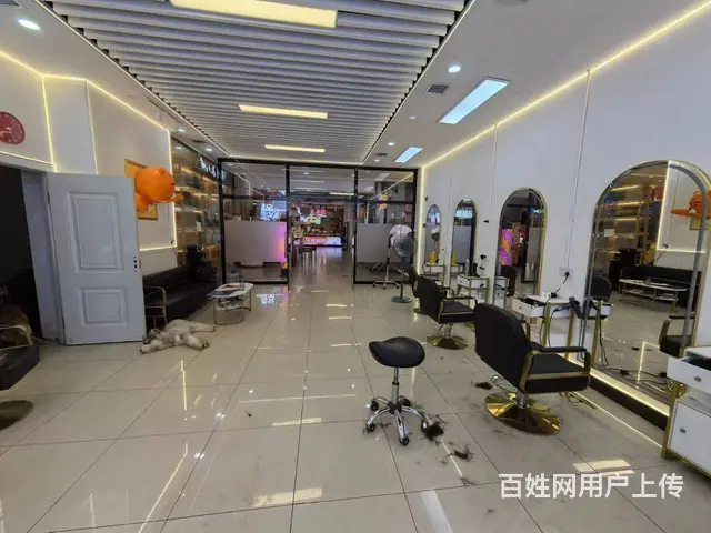 南岗 比优特超市内美发店出兑 - 图片 4